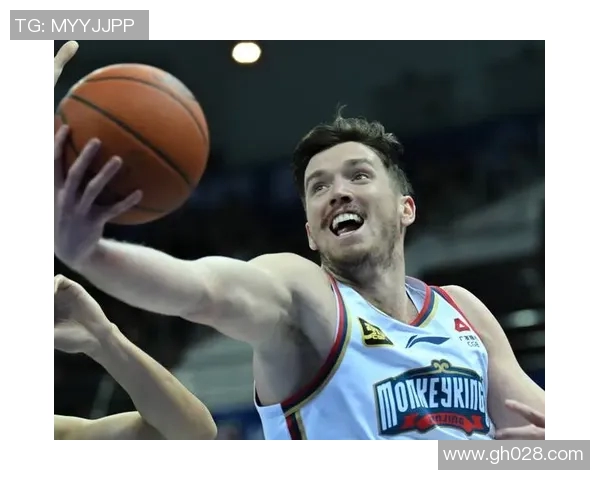 同曦逆袭辽宁戴维斯砍下30分利夫贡献26分16篮板精彩表现引爆全场